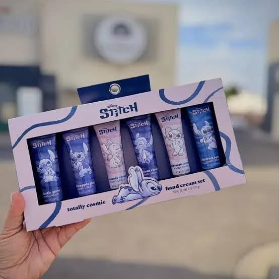 Disney Stitch – Set de 6 cremas para manos | Totally Cosmic