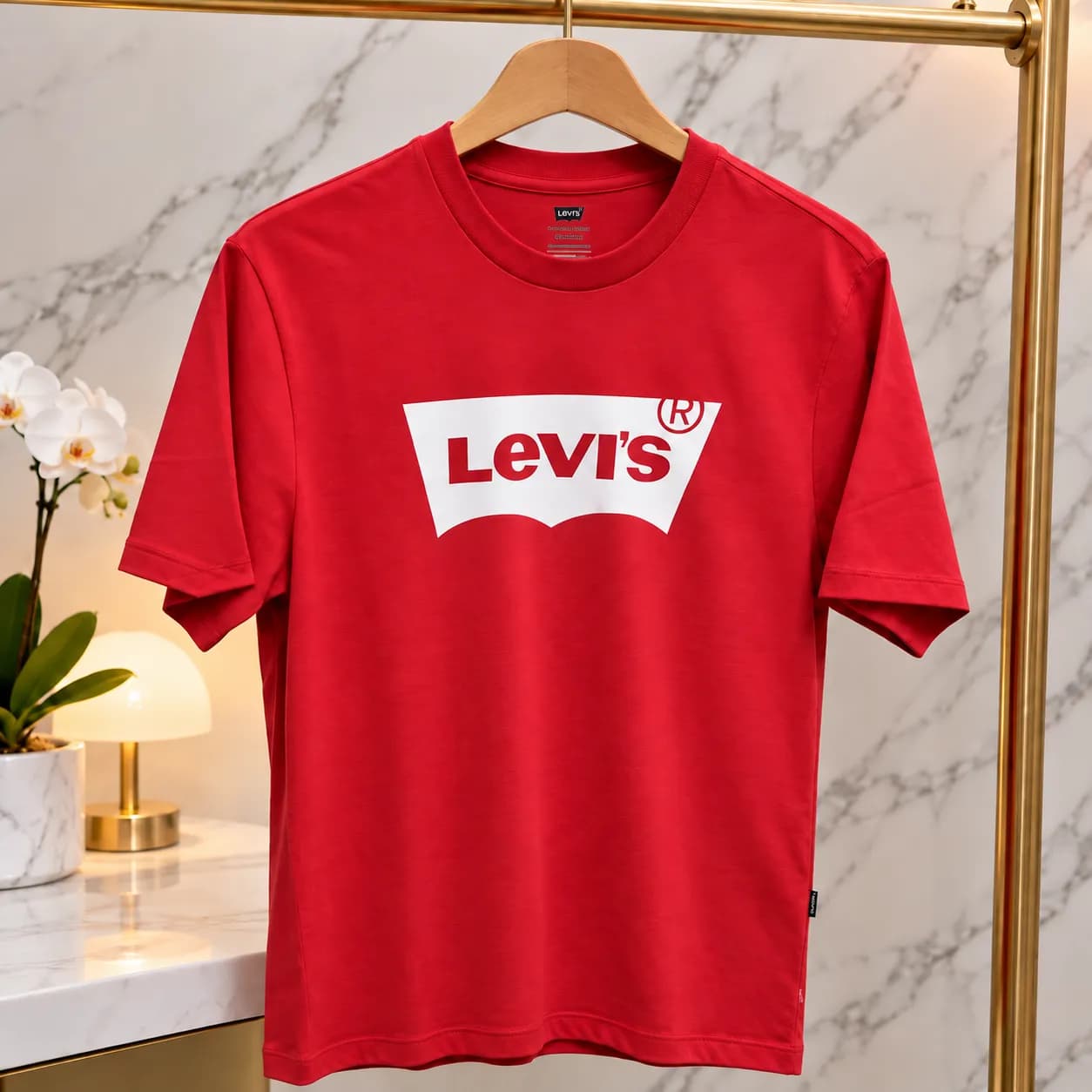 Camiseta Levi’s con Logo Batwing al Frente
