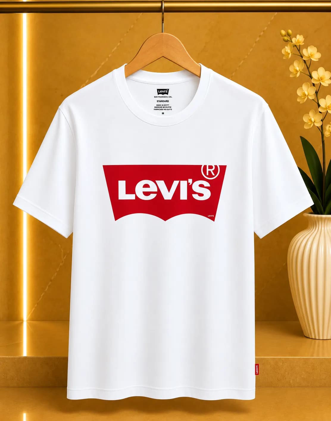 Playera Levi’s con Logo Batwing Clásico