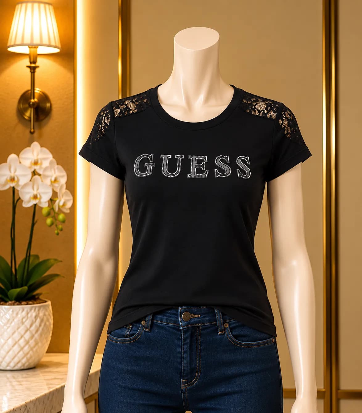 Blusa Guess Detalle Encaje