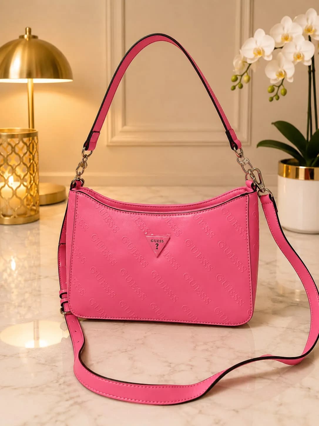 Crossbody Guess con Strapp Formal Estilo AA949070